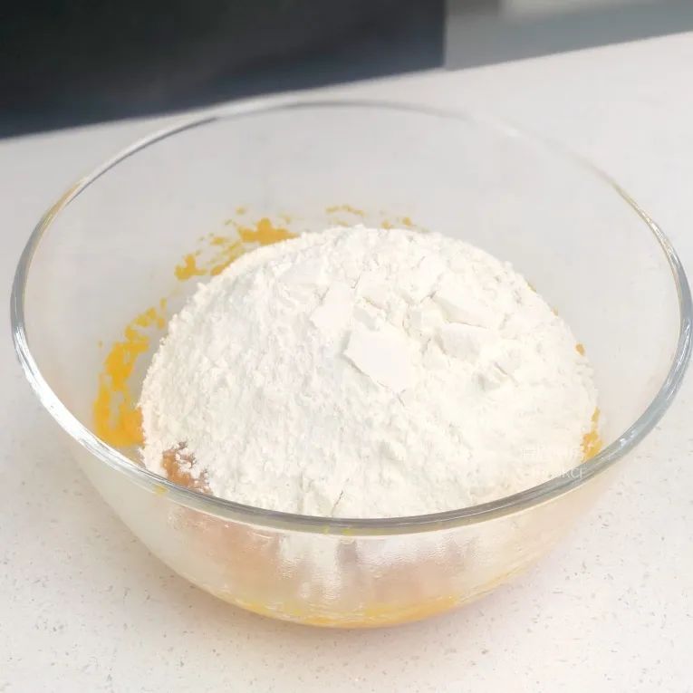 这样做蓬松暄软不塌陷不回缩,蓬松暄软香甜又好吃