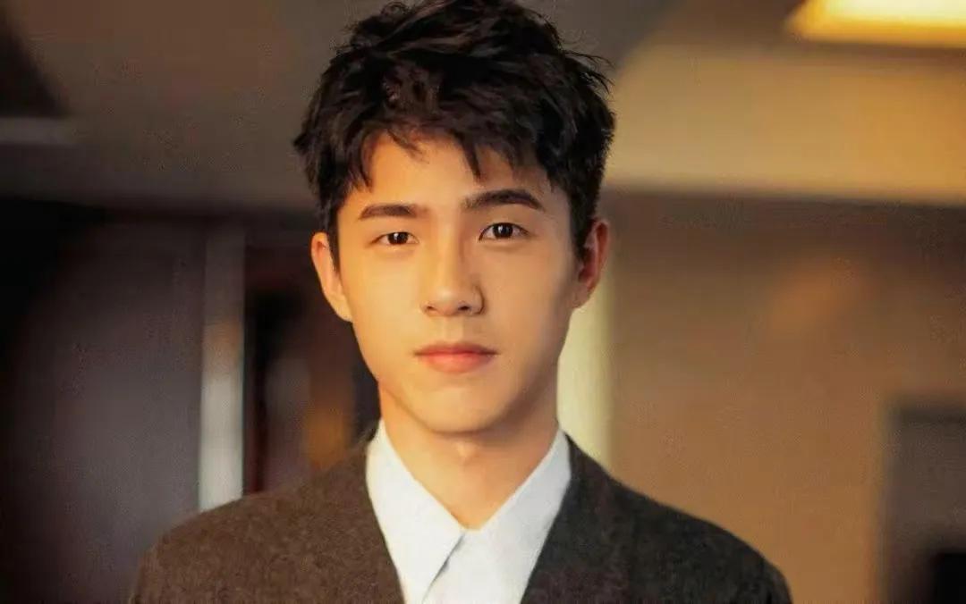 十大迷人小眼男星，一个比一个帅气，论样貌肖央第五，张若昀第二