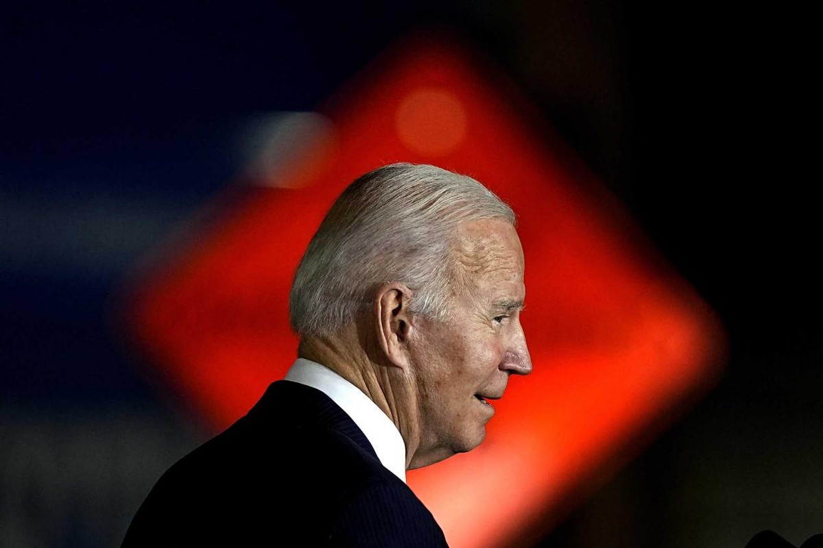 有事求中国，还趾高气昂？赵立坚一通反问，拜登老脸没地儿搁了