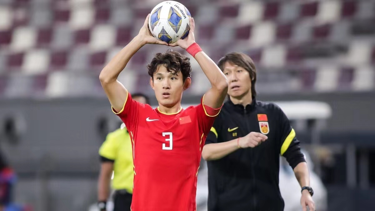 李铁过亿存款曝光后，接连又传噩耗，前国足主帅无力回天