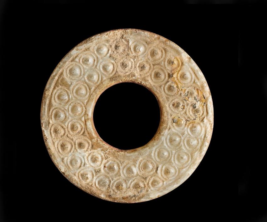 陕西历史博物馆馆藏石峁古城玉器,苏州博物馆馆藏老玉器