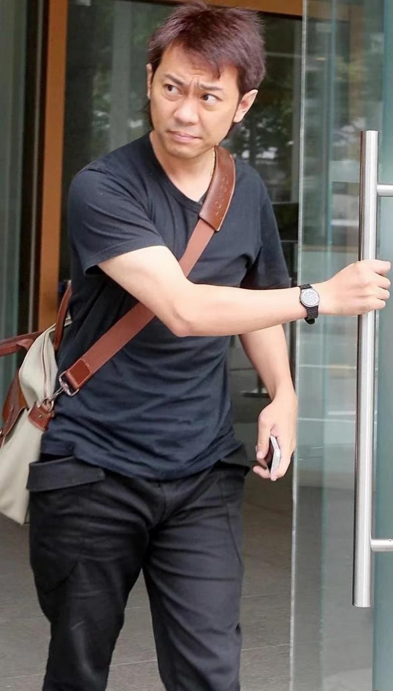 江苏南京19岁少年骗40岁富婆,男子靠吃软饭骗到富婆2亿遗产