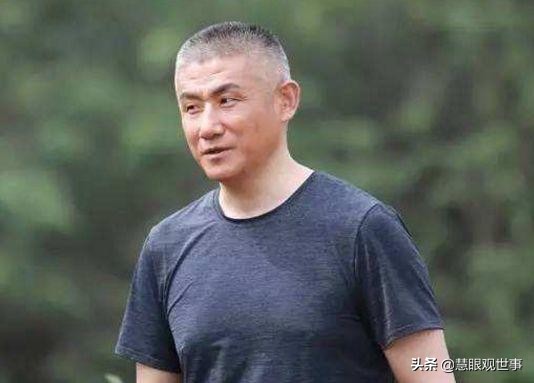 《侯海洋基层风云》无奈的巴山政府办主任杨春