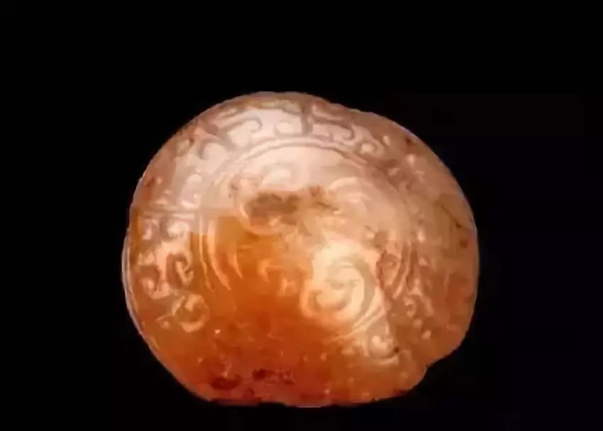 浅谈——鉴别古玉沁色