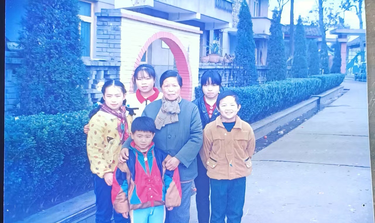 怀念母亲百岁挽联,怀念母亲季羡林全文