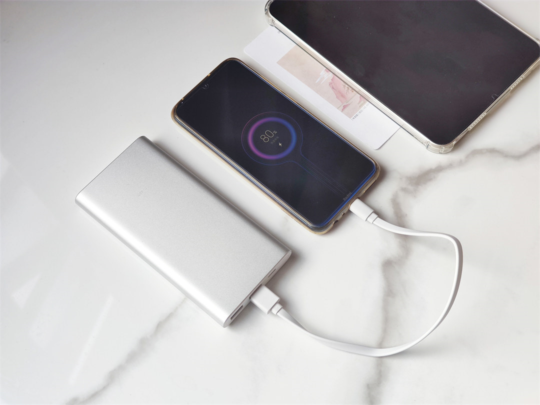 小米充电宝310000毫安快充版,小米充电宝10000快充版说明