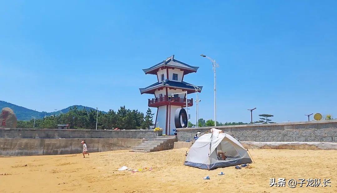 威海到青岛之间哪个地方赶海最好,青岛海边哪个海滩最好玩适合赶海