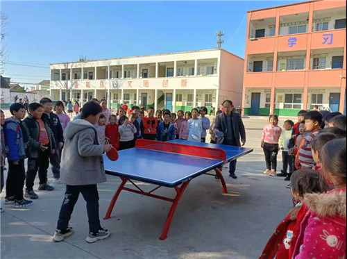 为中国足球梦想助力,为农村孩子筑梦爱心公益活动