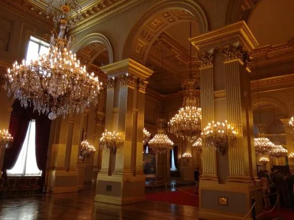 法式家居风格浪漫至死不渝,极简法式轻奢