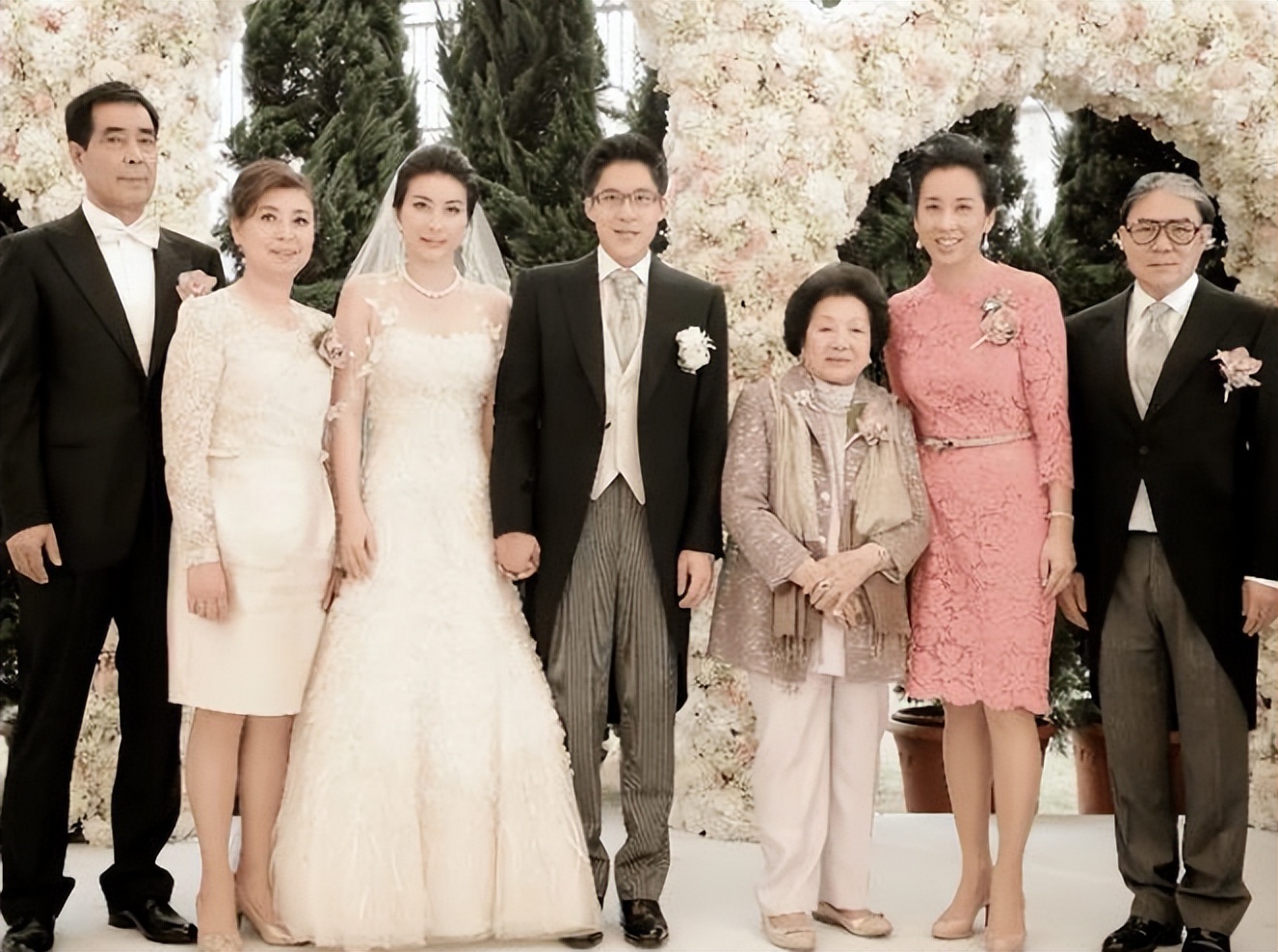 霍启刚晒郭晶晶照,霍启刚郭晶晶甜蜜合照