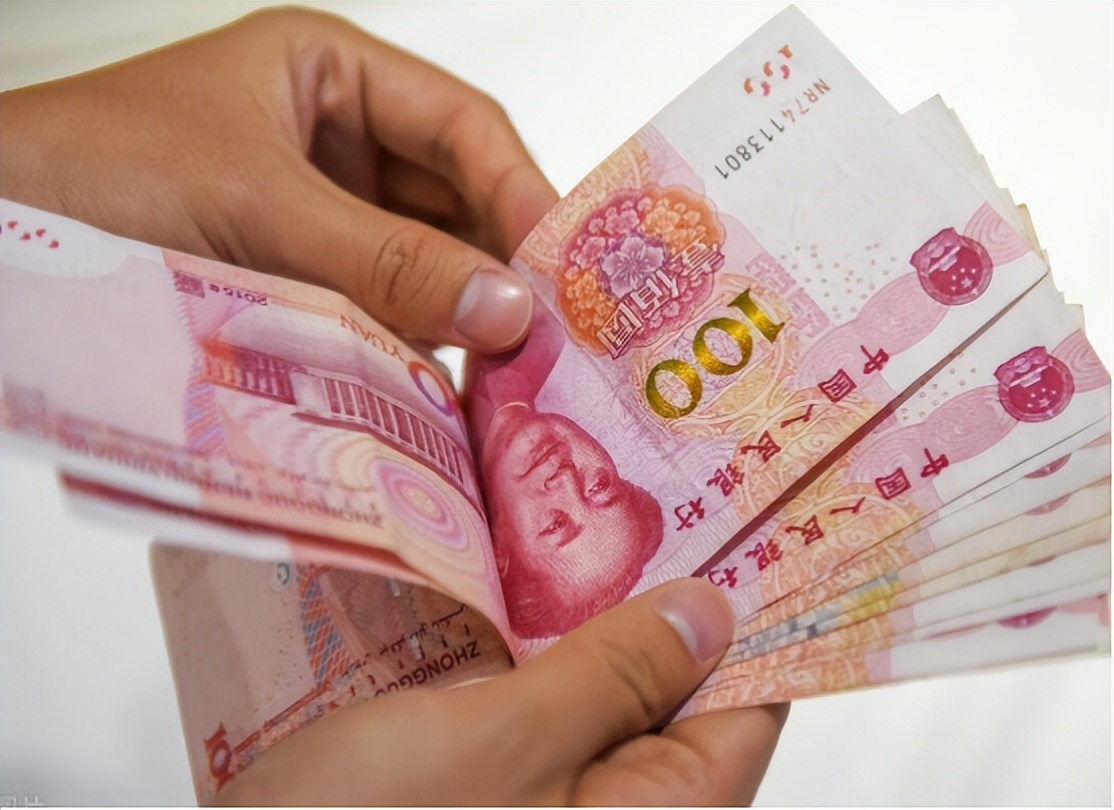 在俄罗斯一万元能干什么,人民币在俄罗斯有什么服务