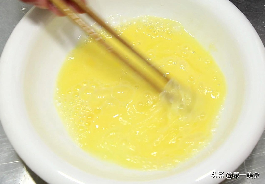 一碗面粉俩鸡蛋做低糖少油小零食,一碗面粉2勺糖做出小零食