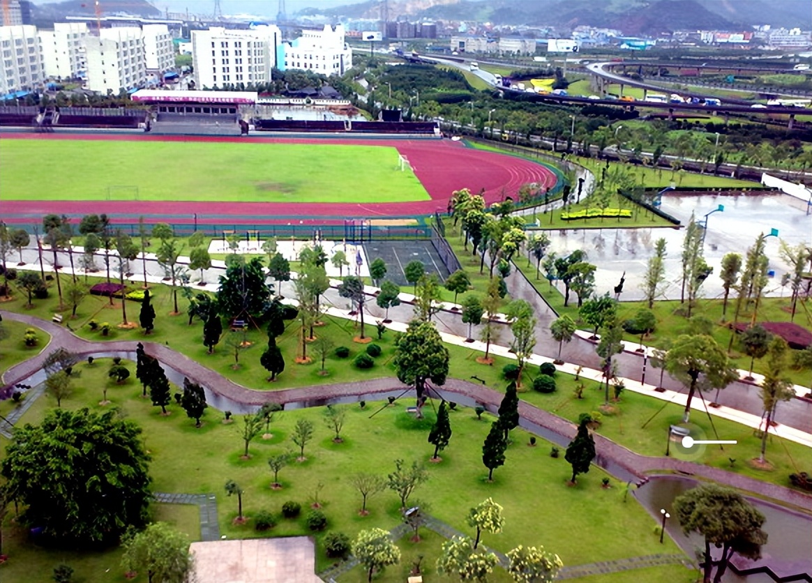 上海震旦职业学院推荐工作吗,上海震旦职业学院毕业难吗