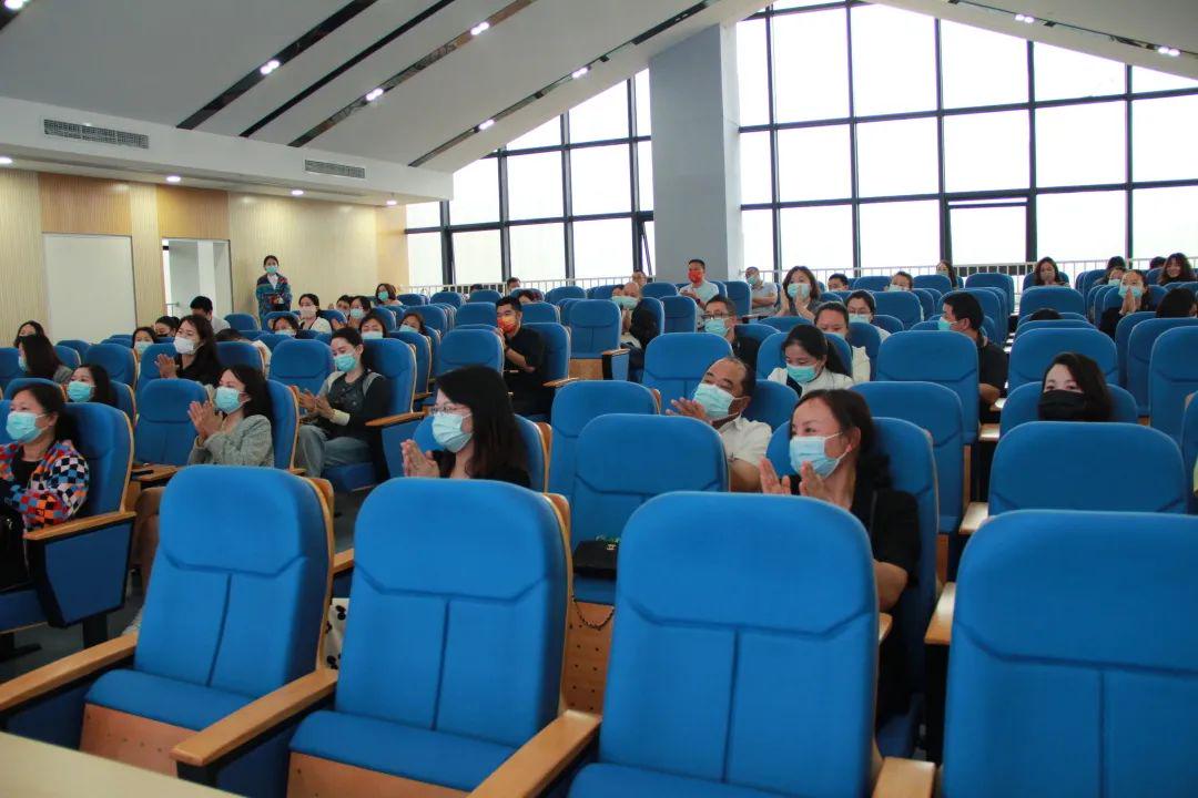 青春期父母与孩子沟通技巧,青春期孩子有效沟通家长感悟