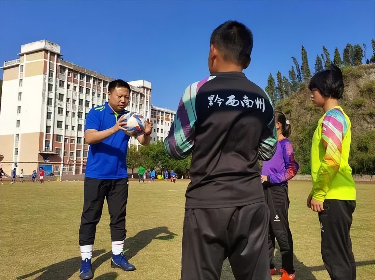 为爱黔行爱心大使,为爱黔行吴建林简历