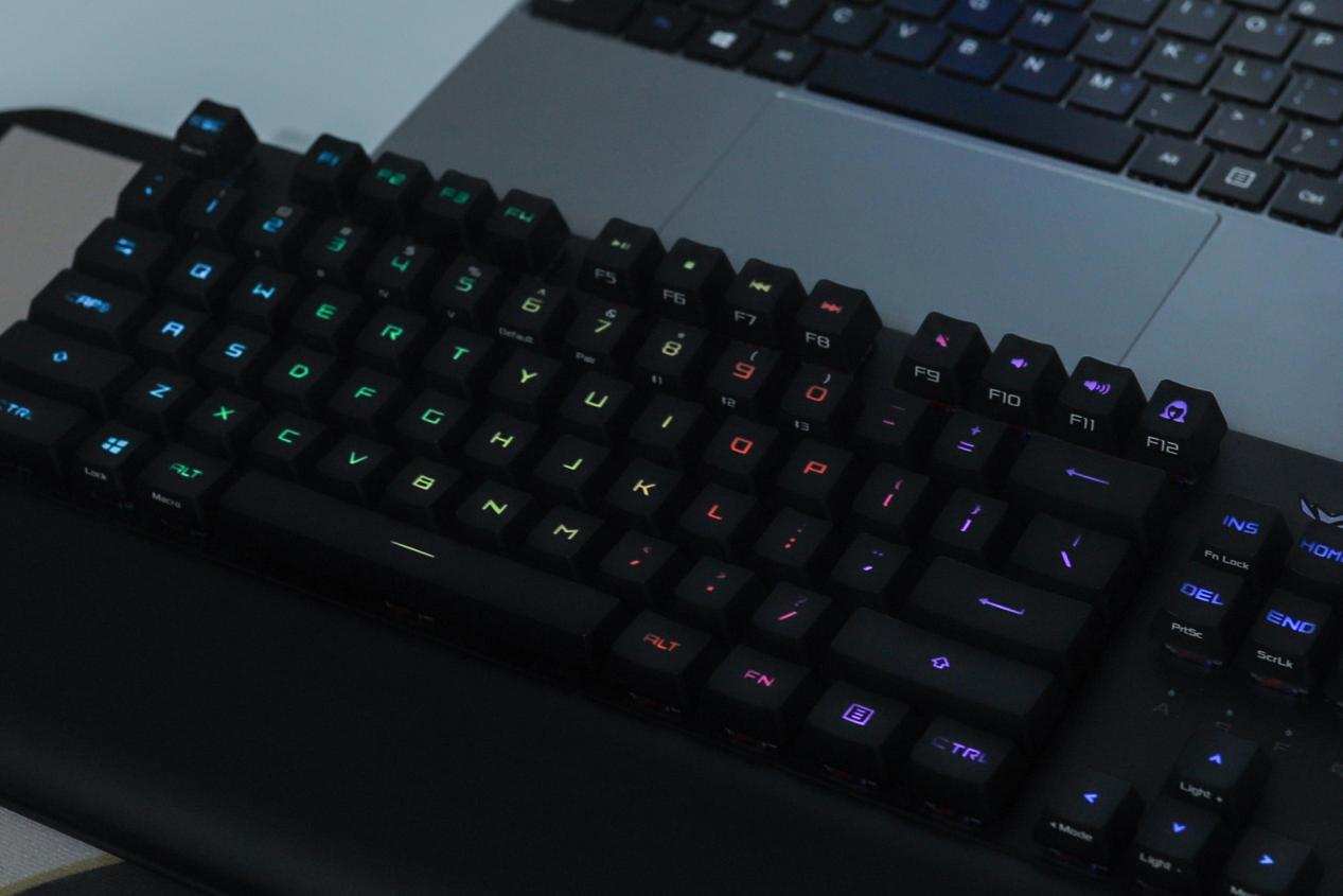 一入行业深似海从此再无回头路,一入深似海从此不由人