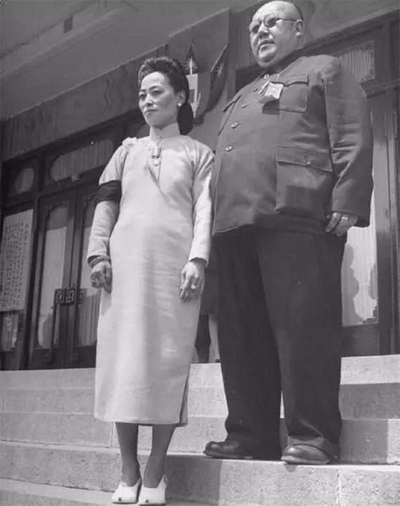 逃往美国的马鸿逵,马鸿逵去美国带走多少黄金