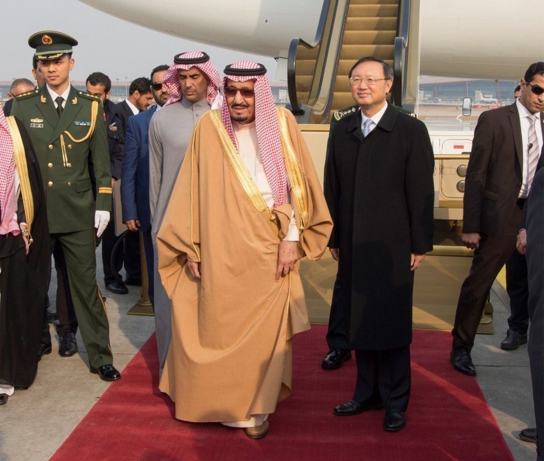 沙特计划购买12艘052d得多少钱 (沙特一次订购多少艘052d)