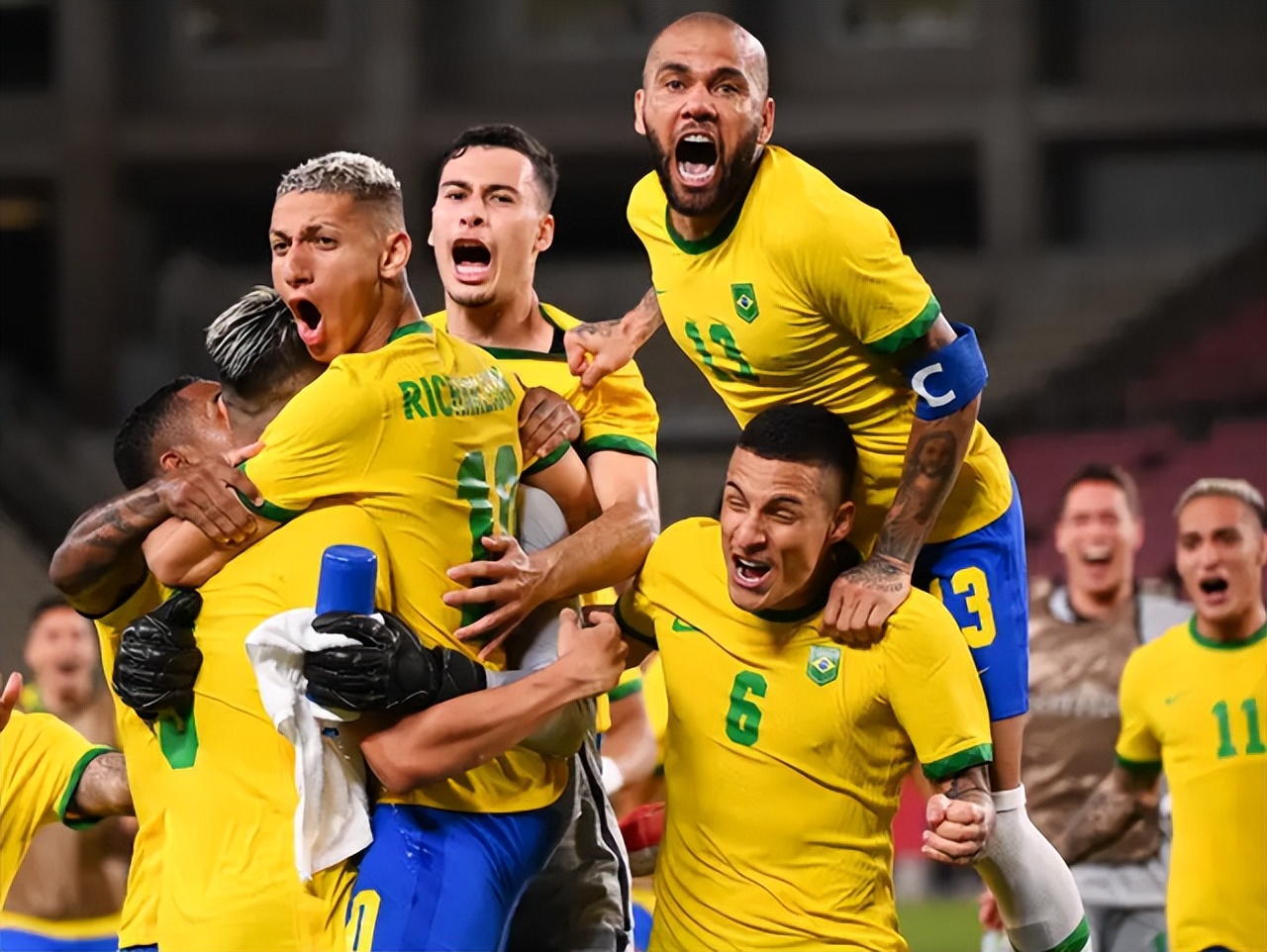 桑巴军团世界杯,桑巴军团赛