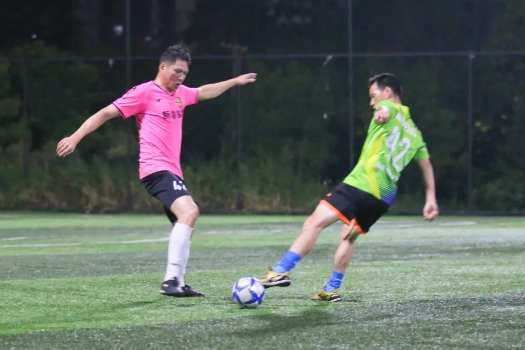 一起足球一起公益,一起为中国足球添砖加瓦