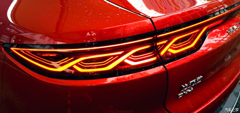 23万买比亚迪汉值得吗,售25.88万起比亚迪汉新车型上市