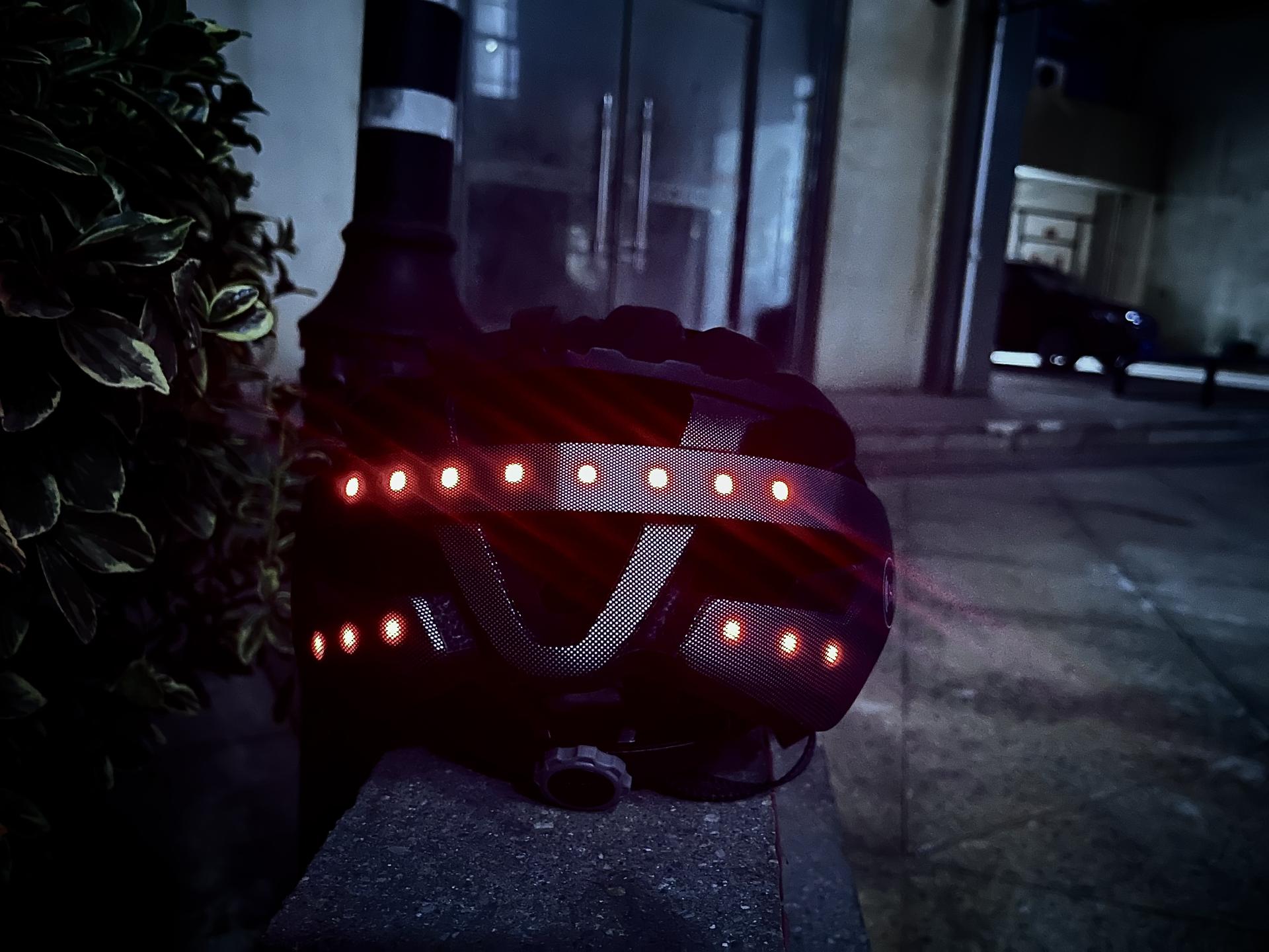 鸿蒙头盔价格,护航安全头盔