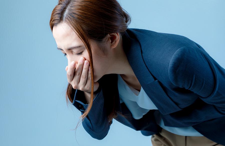 经常偏头痛的原因和治疗方法,经常偏头痛可能是3种疾病的征兆