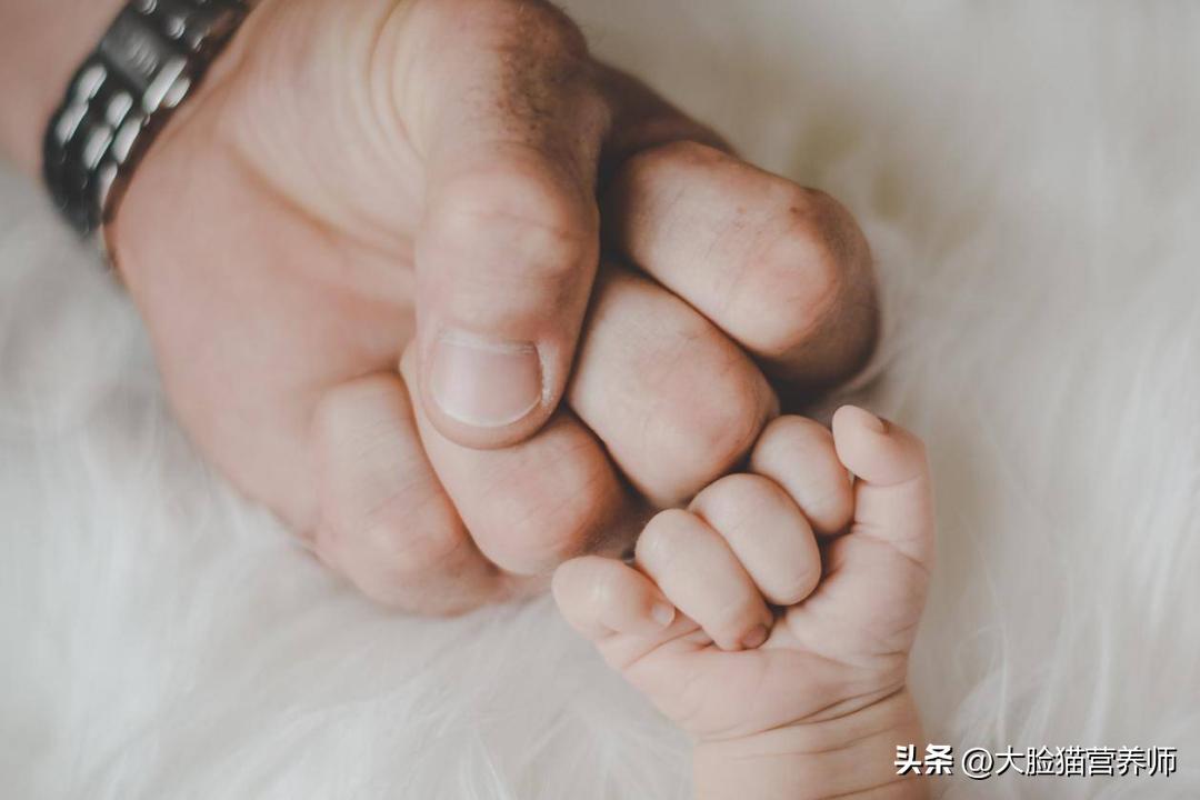 宝宝奶粉喂养知识大全,婴儿奶粉怎么选购才是正确的