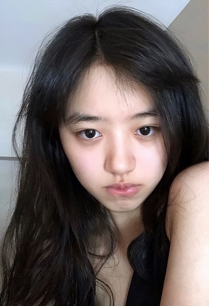 雅诗兰黛精华干皮推荐哪一款,适合干皮用的雅诗兰黛系列