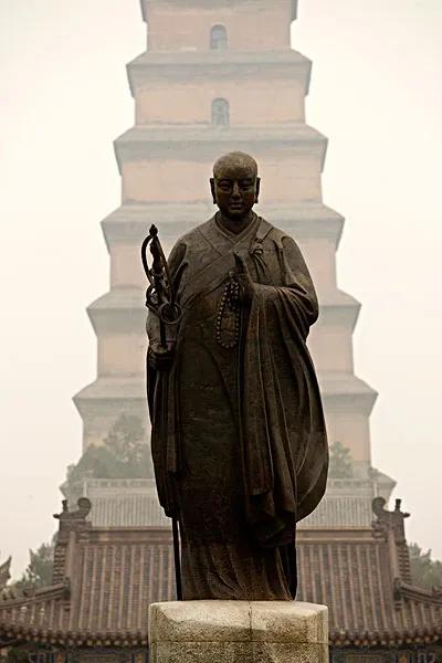 历史上真正的玄奘大师 (玄奘大师对中国佛教的贡献)