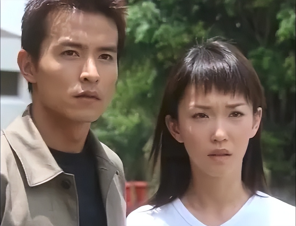 范文芳晒游艇出海度假,范文芳游艇照