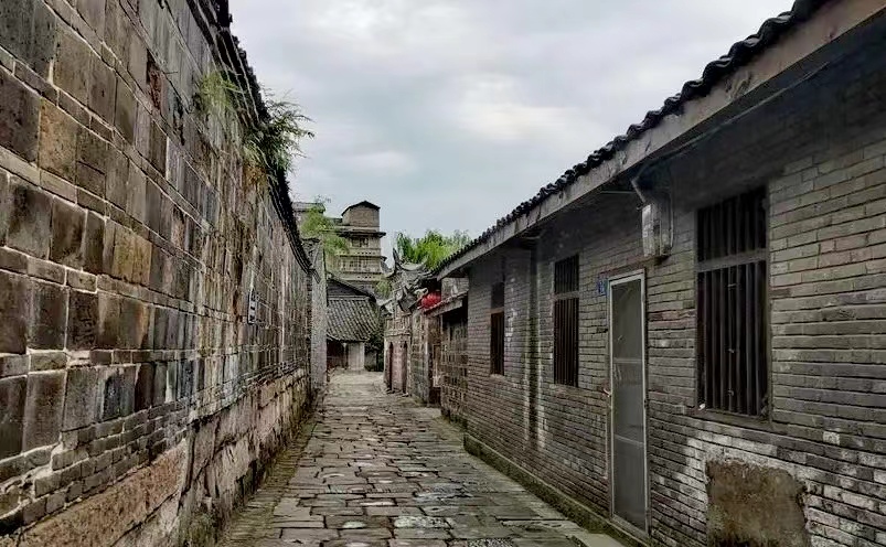 重庆比较冷门又好玩的古镇,浙江十大冷门古镇排行榜