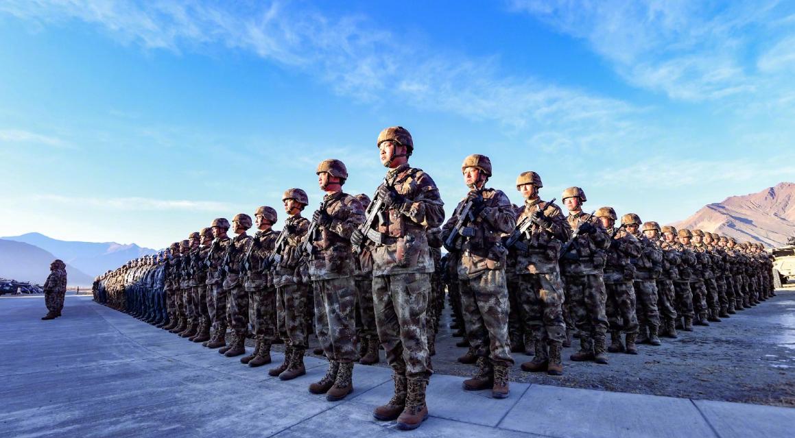 多辆装甲战车,我国一个重装合成旅有多少坦克