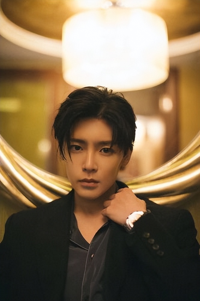 男扮女装最丑的十个男星,男扮女装惊艳的男星