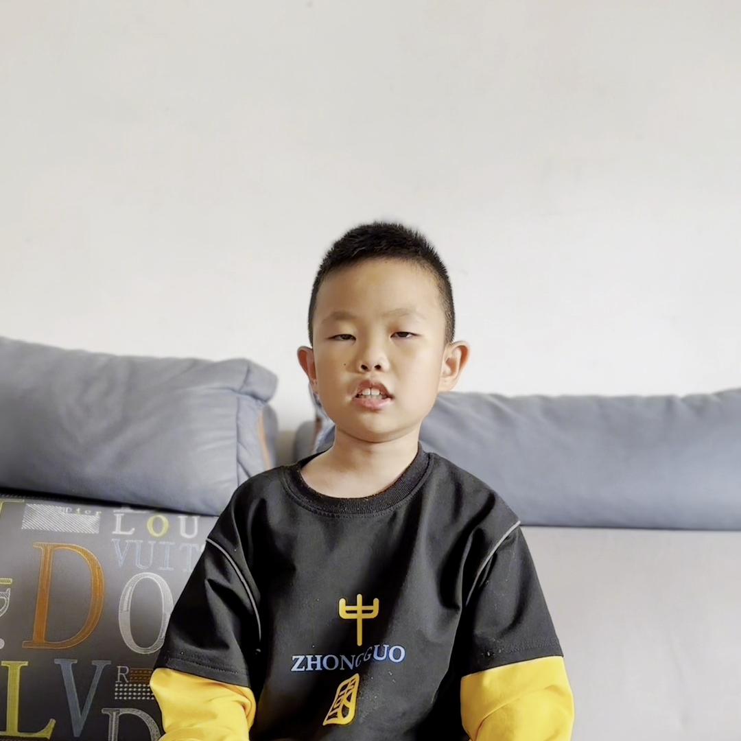 曹操用七星宝刀刺杀董卓全过程,曹操将七星宝刀献给董卓