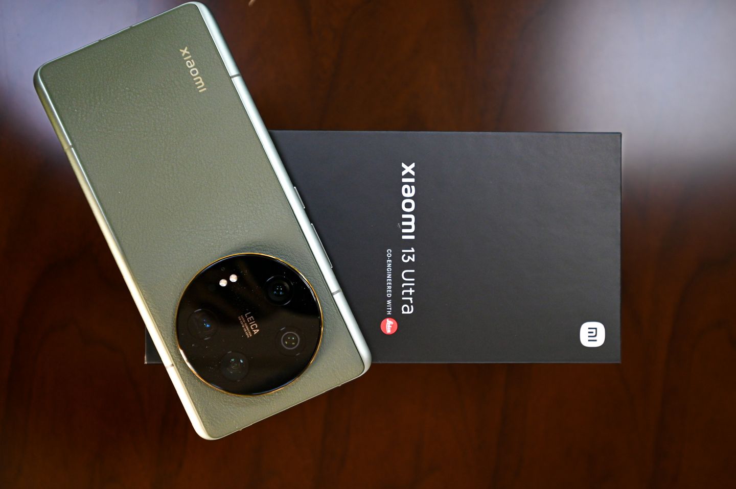 为什么手机和相机拍照像素不一样,手机1亿像素和相机2000万像素