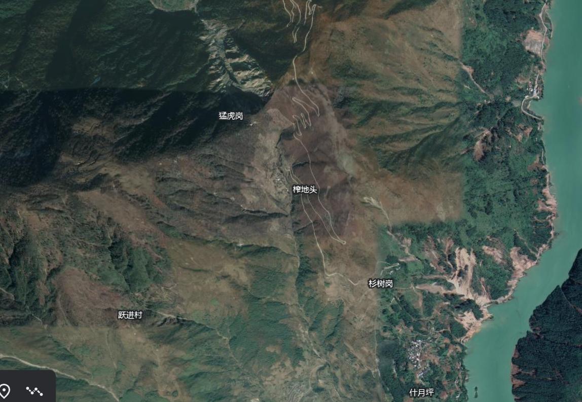 泸定地震三个月后：失联牧羊人和76只羊仍未找到，有村民失去年入几万的收入被迫租房，因物价贵一天吃2顿饭