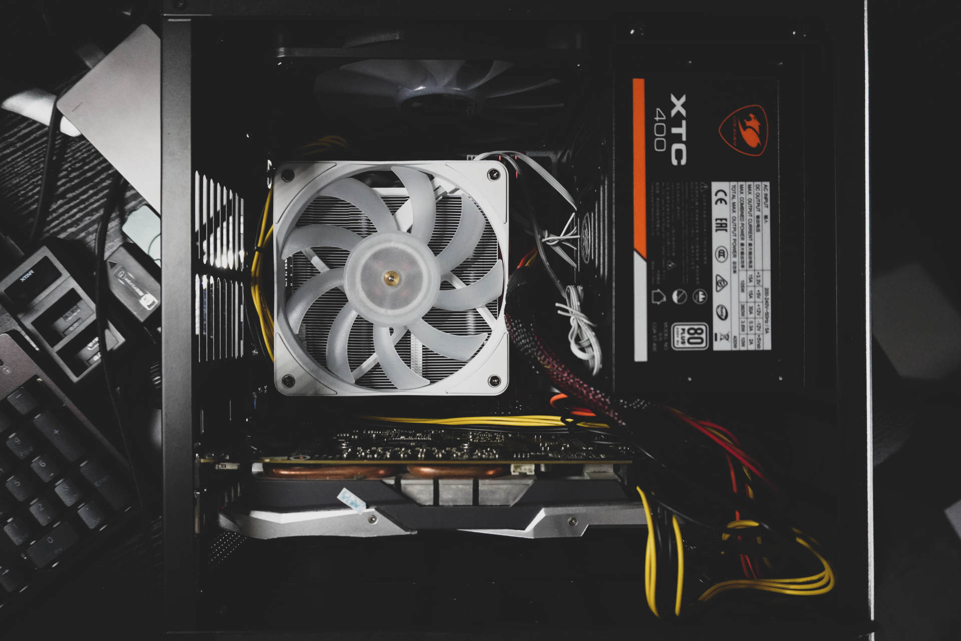 机箱空间太小了咋办,主机机箱太大了怎么改小