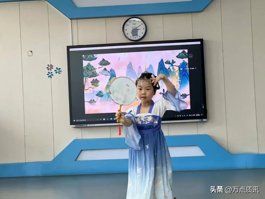 展才艺、练市场、摘葡萄、看电影…幼儿园“六一”主题周精彩回眸