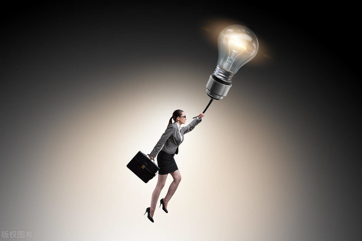 心理问题会受困于念头，如何才能处理好念头？要成为头脑的观察者