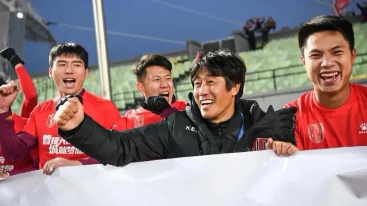 谢晖谈国足主教练,韩国主教练评价中国足球