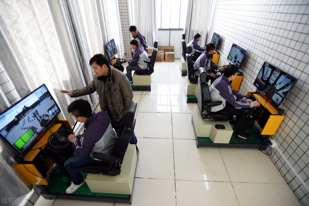 技校热门专业排行榜,技校选高铁专业什么学校比较靠谱