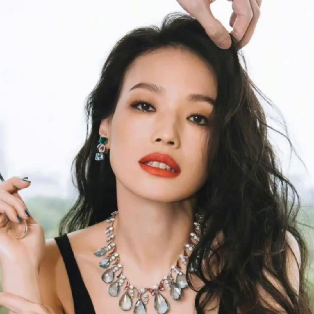 方圆脸女生怎么变帅,方圆脸如何通过刘海逆袭