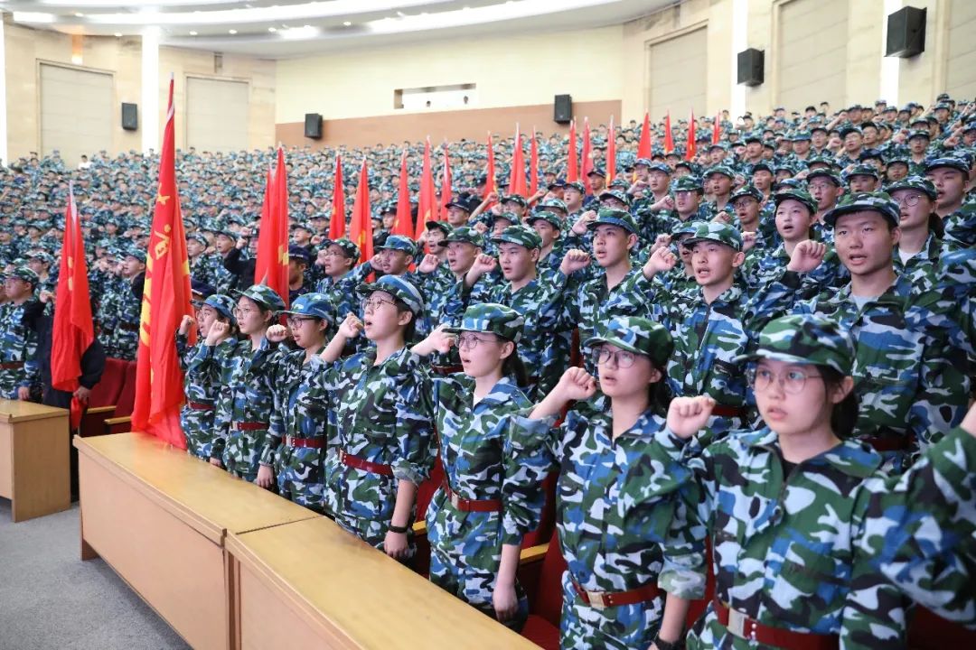 高标准军训,威武霸气的军训