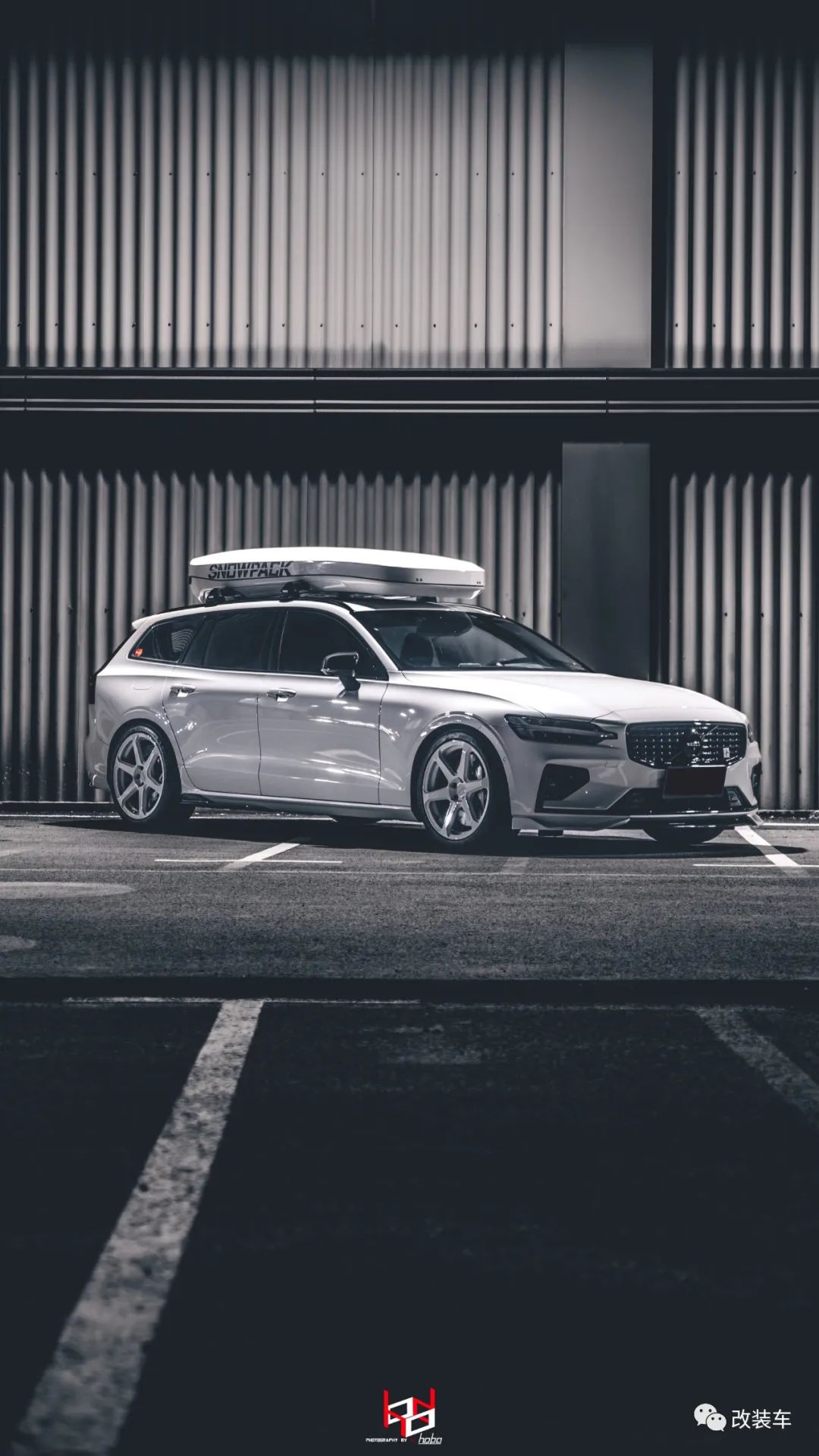 沃尔沃v60黑武士改装,深度试驾全新沃尔沃v60