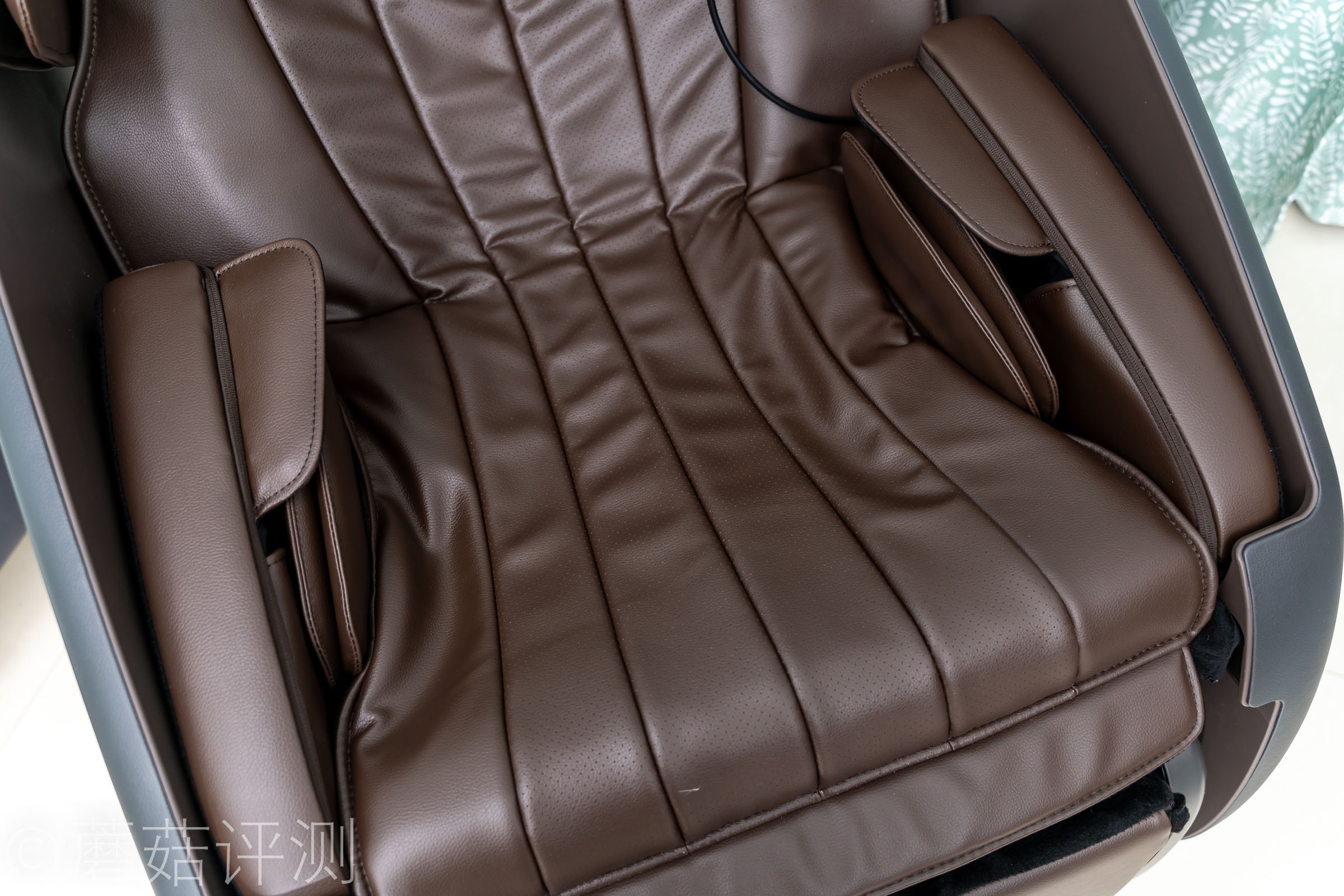 傲胜四手天王按摩椅测评,osim傲胜官方旗舰店按摩椅