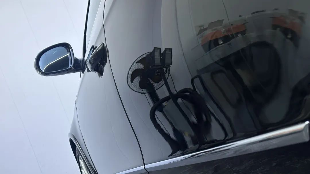 r36翻新改造全过程,大众r36这么老的车怎么还卖这么贵