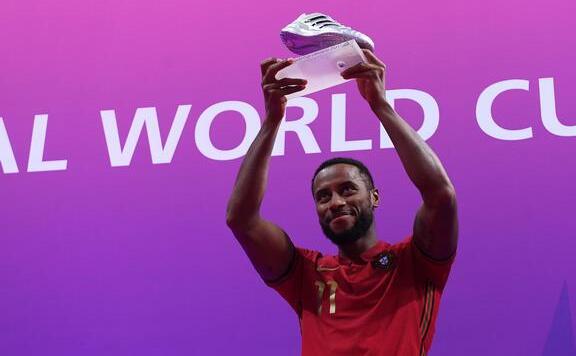 王磊成长视频,14岁球员王磊