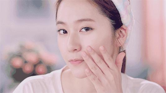 额头反复长小颗粒,额头密密麻麻的小颗粒怎么办