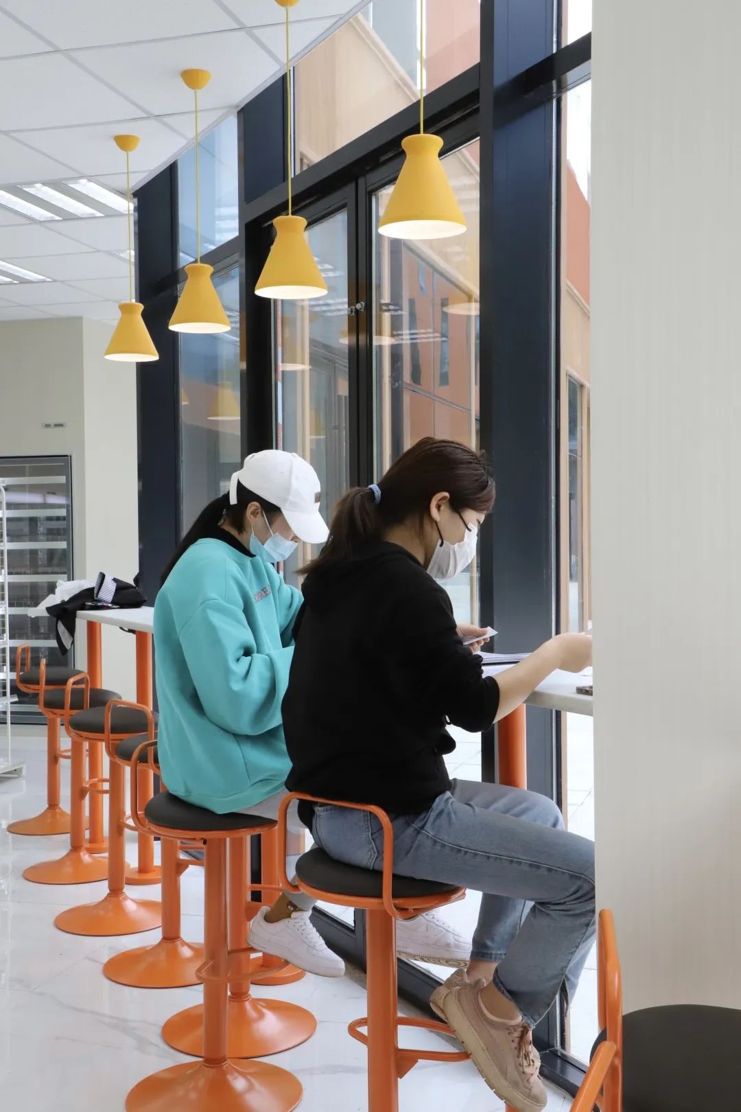 惊艳！！！西译商业街上线